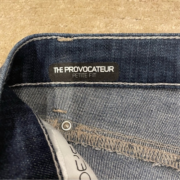 Joe's Jeans The Provocateur Petite Fit Bootcut Jeans in Maribell | Size 27 - Picture 9 of 11